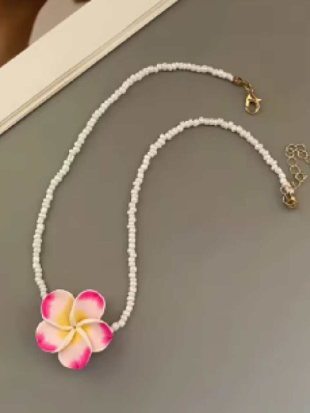 Pink Hawaii Flower and Bead Choker Necklace.